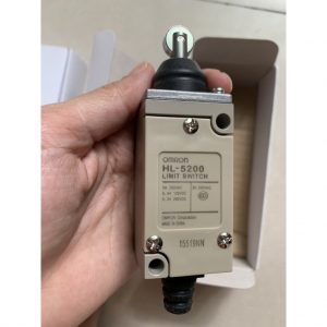 Cong-tac-hanh-trinh-limit-switch-omron-HL5200